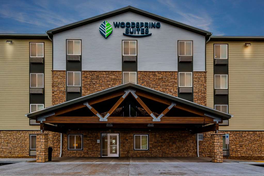 WoodSpring Suites Harrisburg Linglestown - photo 6