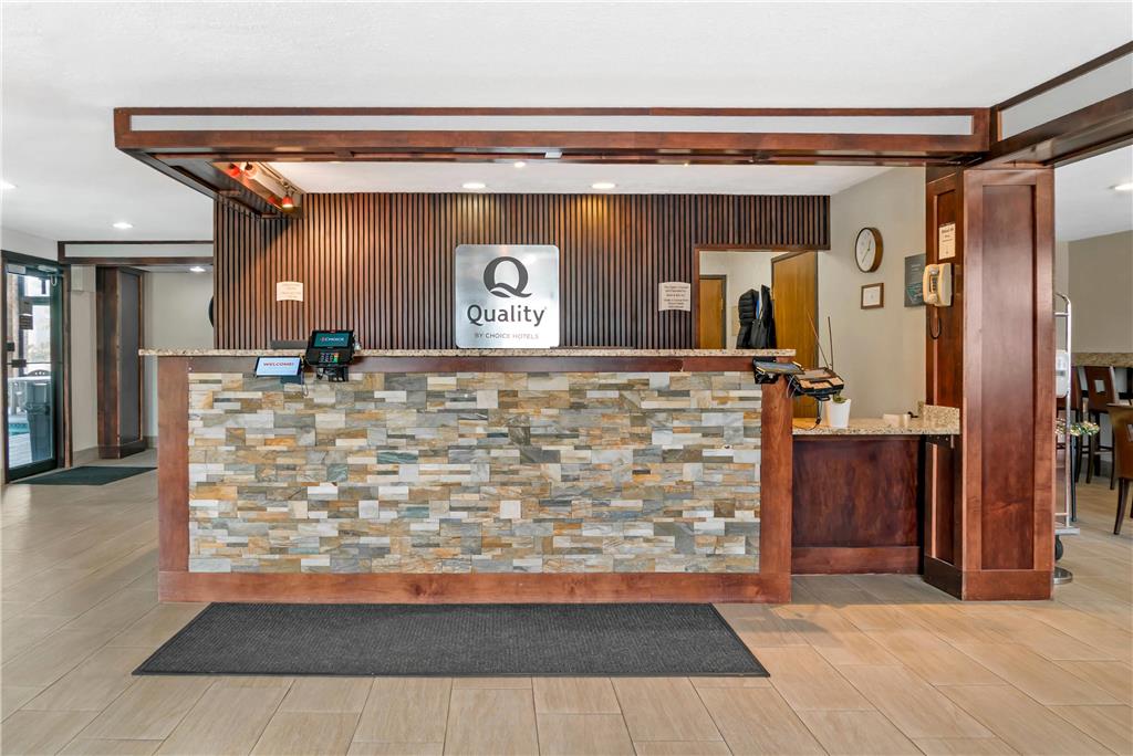 Quality Inn Grand Rapids South Byron Center - photo 3