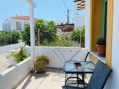 Sophia's Apartments Lipsi Thyme — 4-Star Luxury Hotel in Leipsoi, Greece