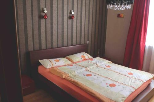 Tsiklauri Luxurious Apartment in the City Centre