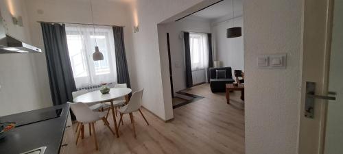 Tomcat — 4-Star Luxury Hotel in Zagreb, Croatia