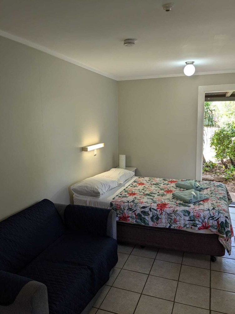 Blackall Caravan Park — Blackall — photo 5