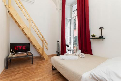 Quadrilocale a 50 Passi Dal Duomo Primo Piano Nobile — 4-Star Luxury Hotel in Genoa, Italy
