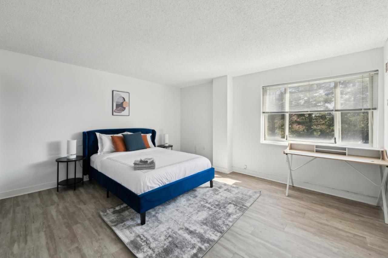 Legacy at Imperial Village 418 I 2 Bed 1 Bath — 4-Star Luxury Hotel in Richmond, United States
