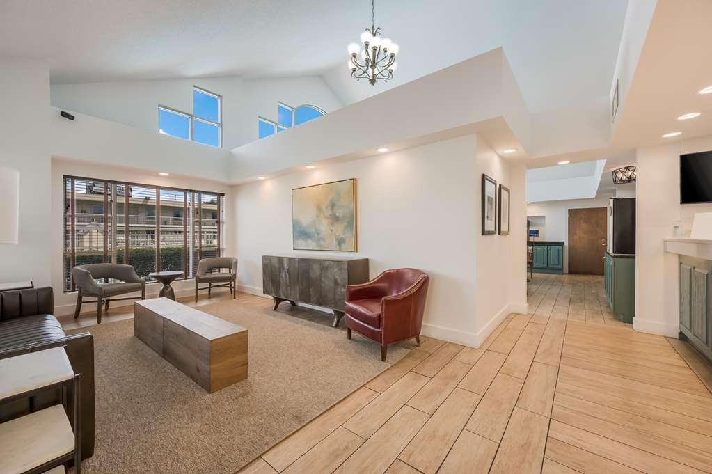 Best Western University Inn - photo 13