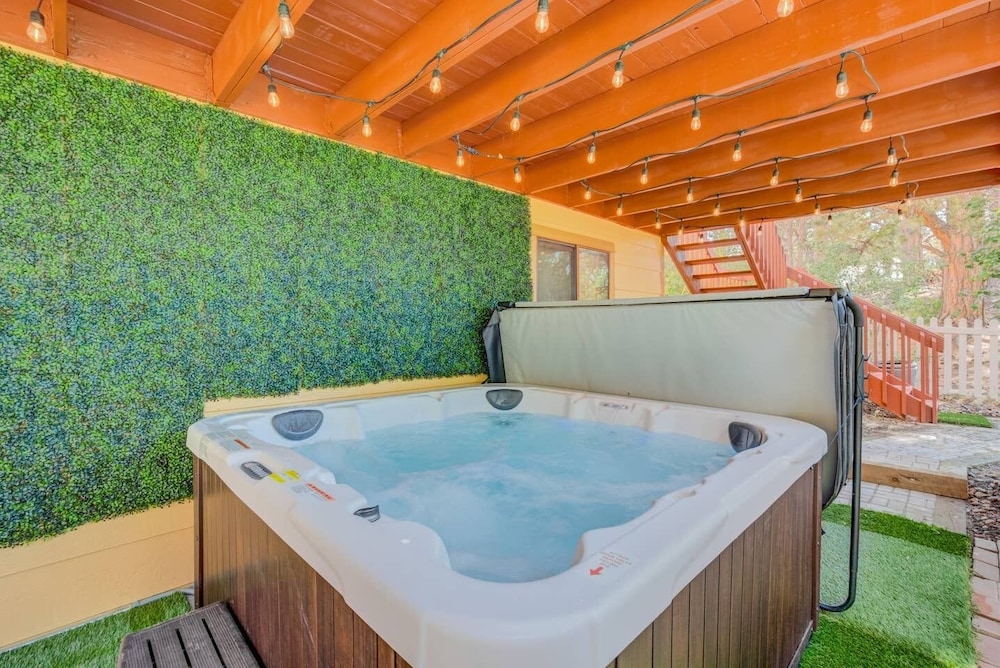 4BR AF Academyw hot Tub & Firepit - photo 41