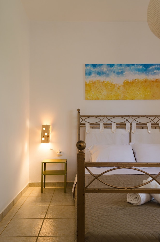 Marini Traditional Cottages — Aegina — photo 2