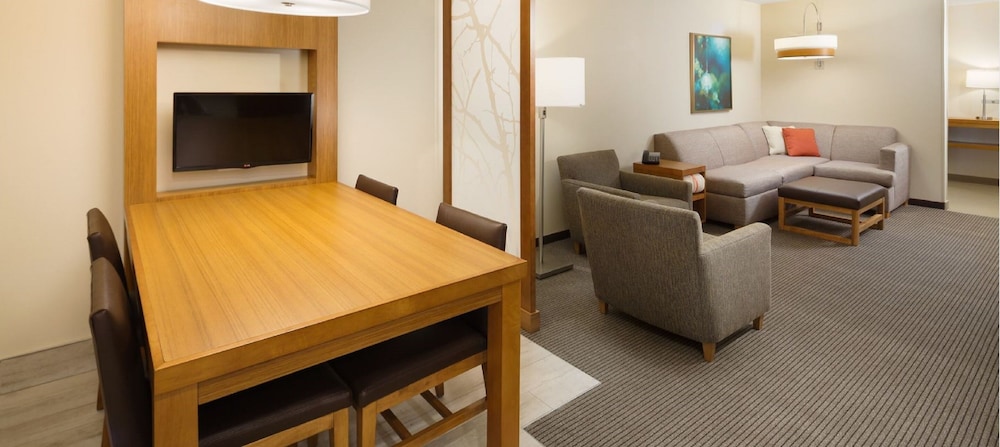 Hyatt Place Lubbock - photo 13