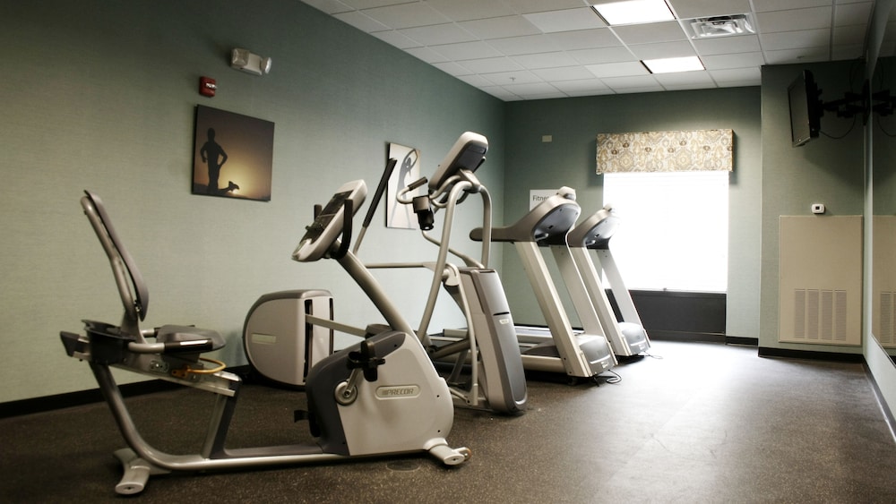 Holiday Inn Express Cleveland Northwest by IHG - photo 22