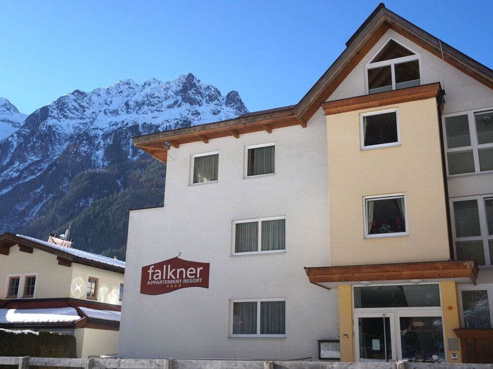 Apartment Falkner 1 by Interhome — 4-Star Luxury Hotel in Laengenfeld, Austria