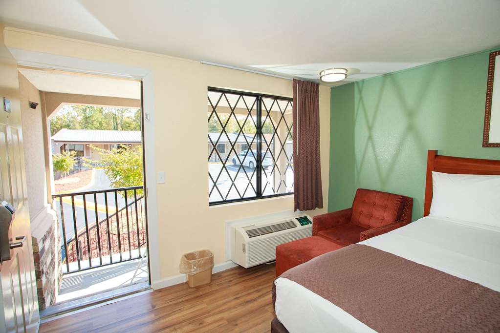 Travelodge by Wyndham Macon West - photo 18