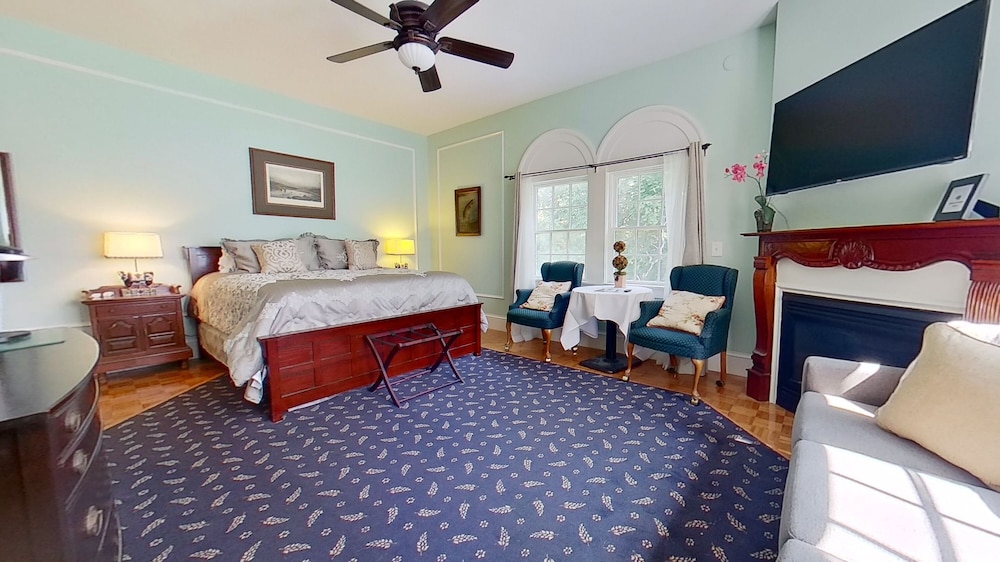 John Joseph Inn - photo 20