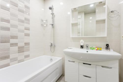 Central Comfort Place l