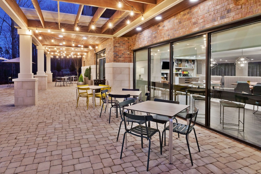 Home2 Suites by Hilton Alpharetta - photo 37