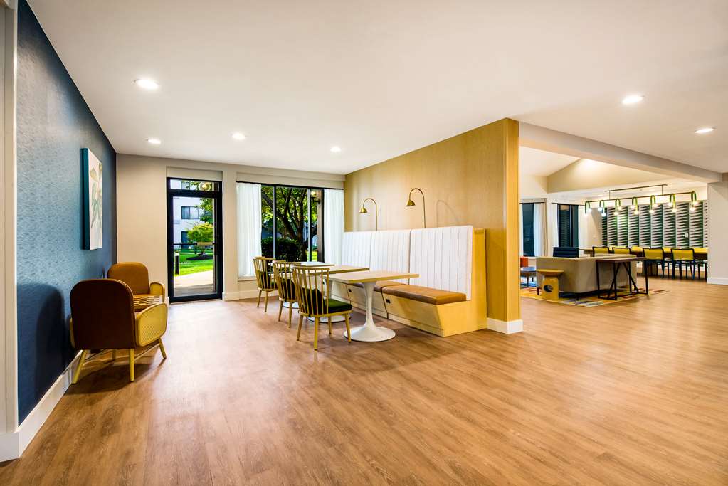 Sonesta Select Philadelphia Airport - photo 11