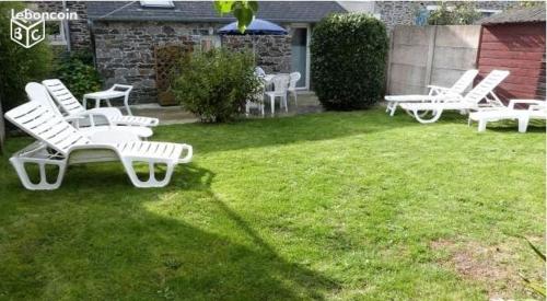 Les Herbes Maritimes Gîte — hotel in Hirel