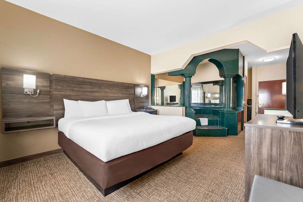 Comfort Suites near Robins Air Force Base - photo 19