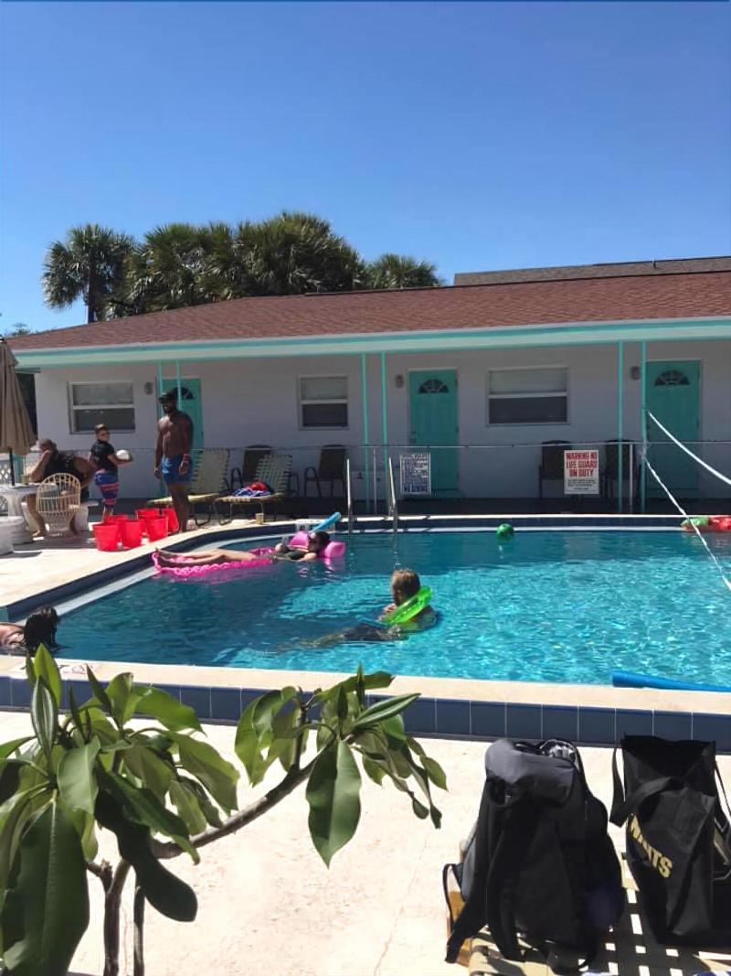 Sun Island Motel - photo 101