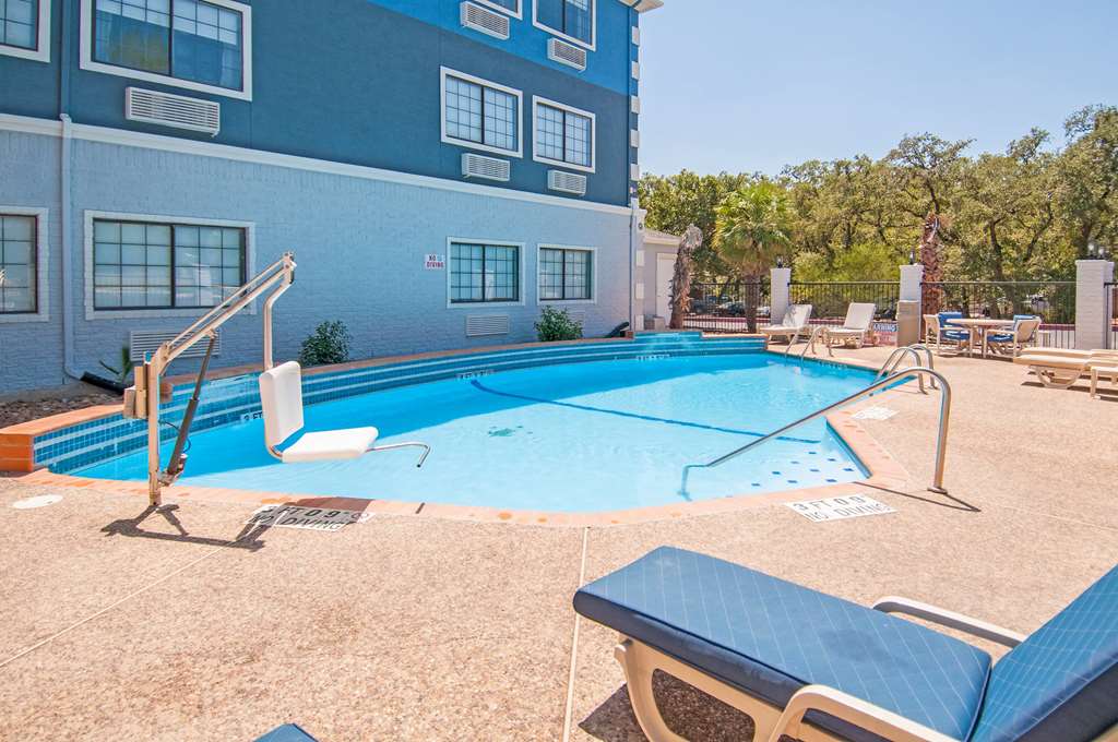 Days Inn by Wyndham Suites San Antonio North Stone Oak - photo 16