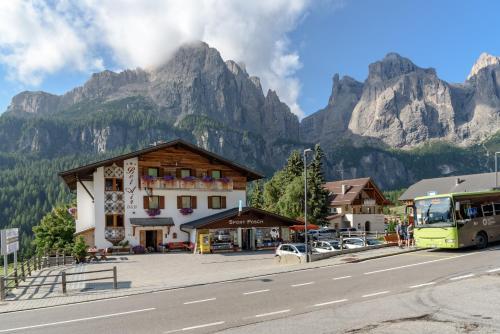 GarnI Bel Air in Corvara In Badia, Italy