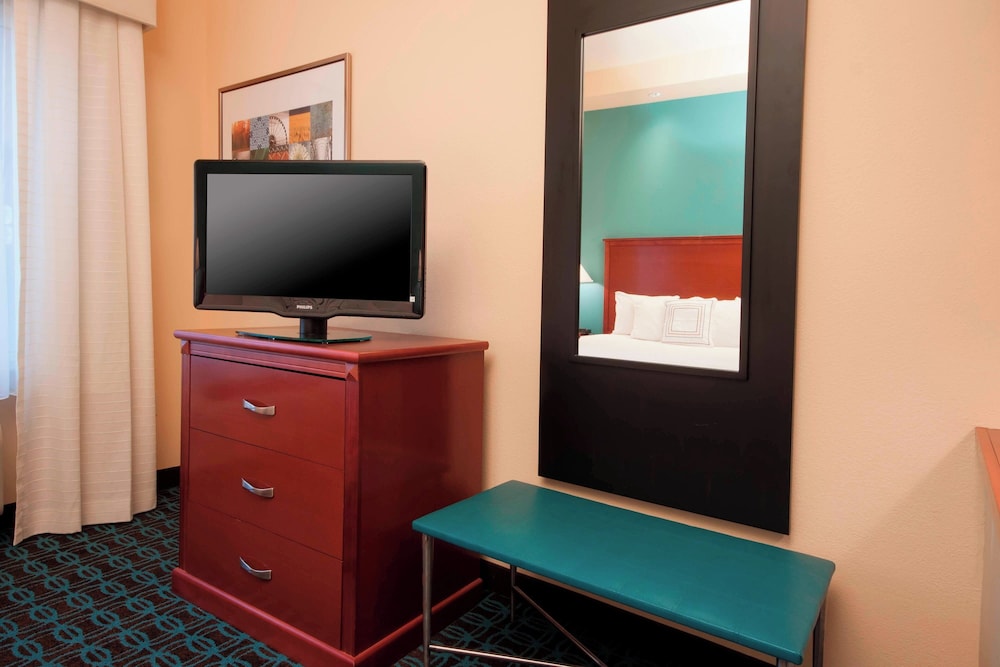 Fairfield Inn & Suites by Marriott El Centro - photo 10