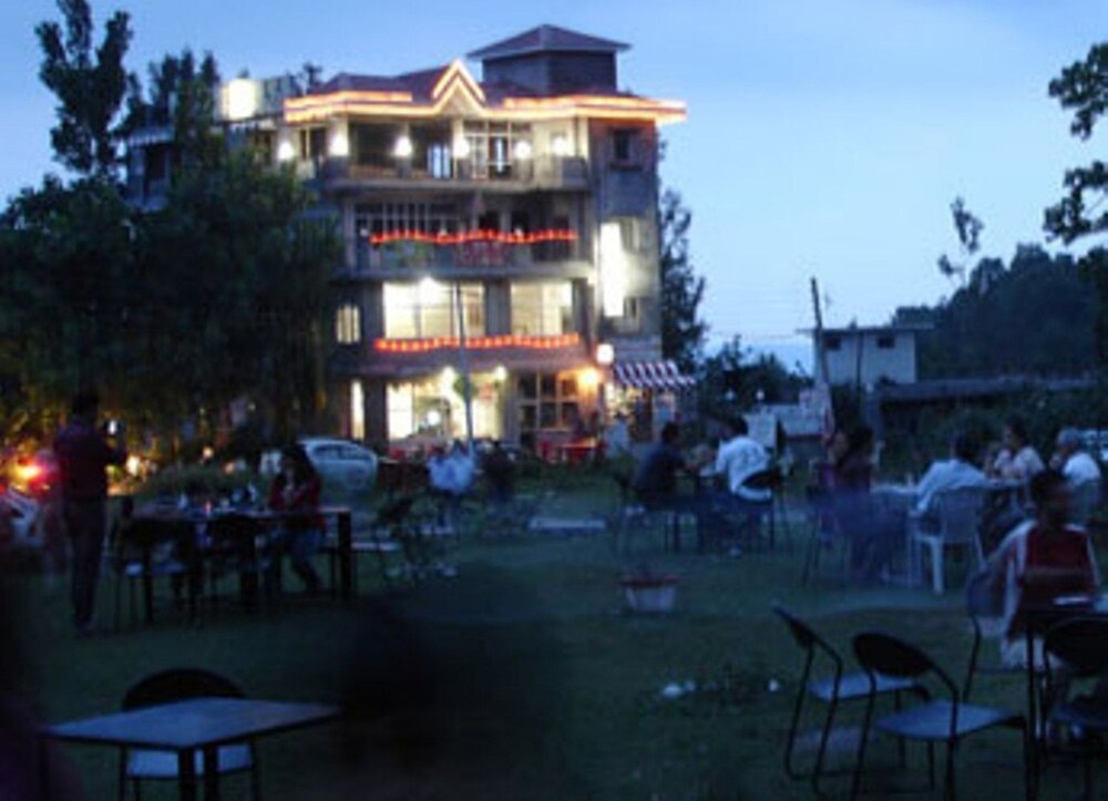 Centre Point Resorts And Club in Palampur, India