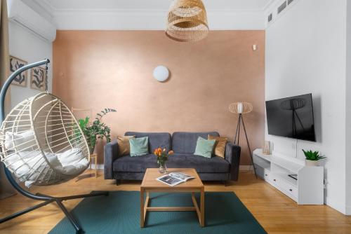 Golden Market Square 3Rooms 90m2 of Comfort & Quiet AS HOME Apartamenty R502 — 4-Star Luxury Hotel in Wroclaw, Poland