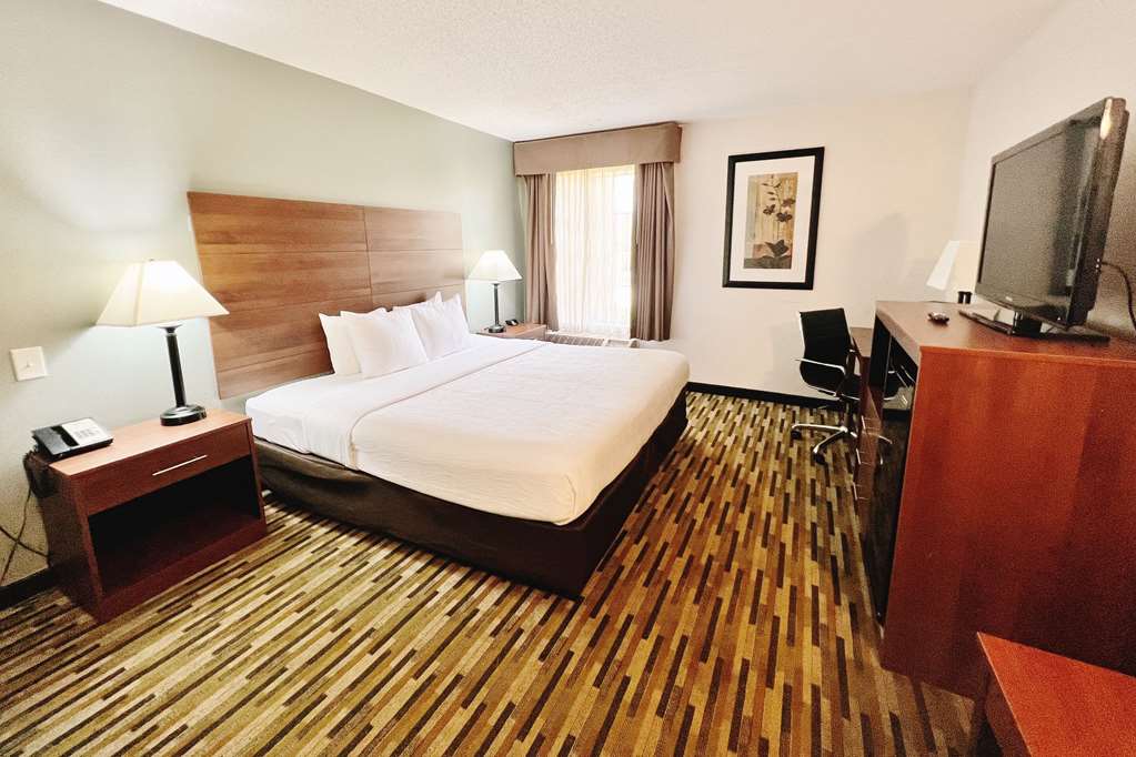 Quality Inn Gainesville I 75 - photo 9