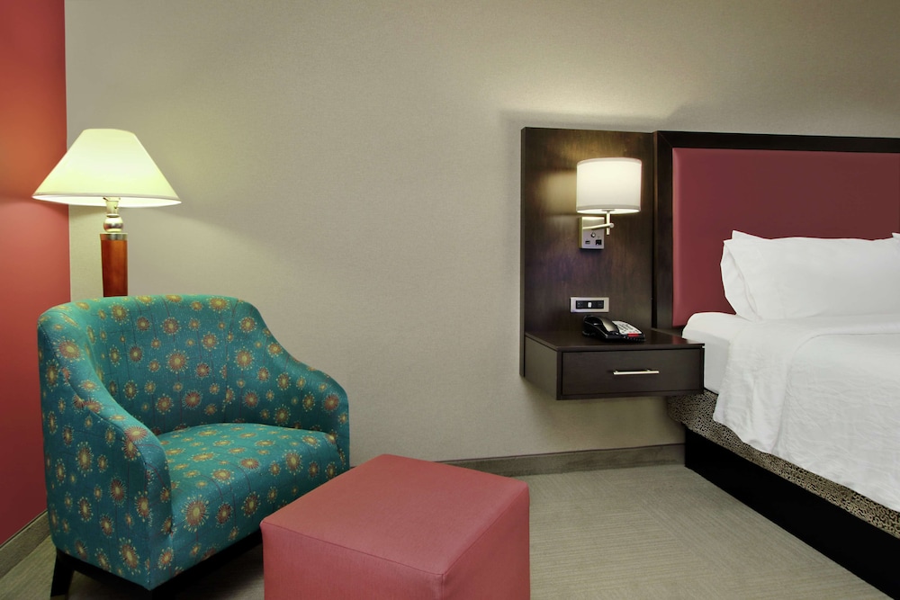 Hilton Garden Inn Sonoma County Airport - photo 8