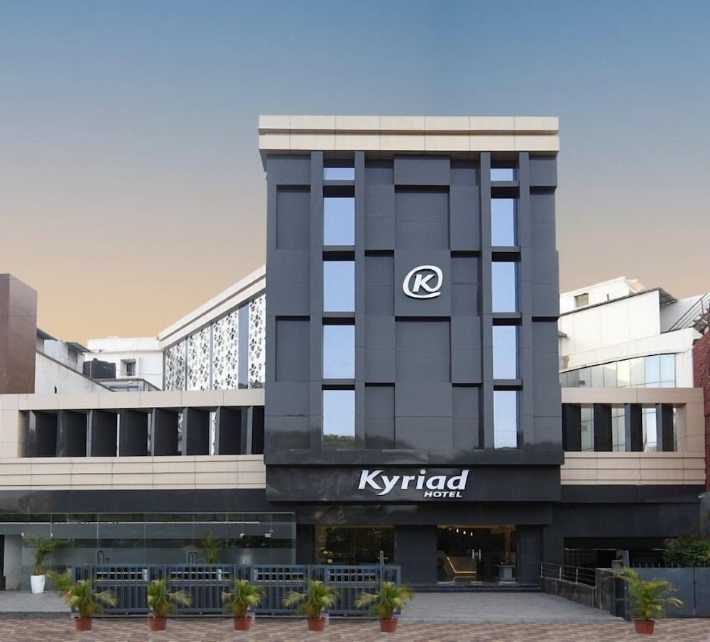 Kyriad Hotel Pimpri - last minute hotel in Pune