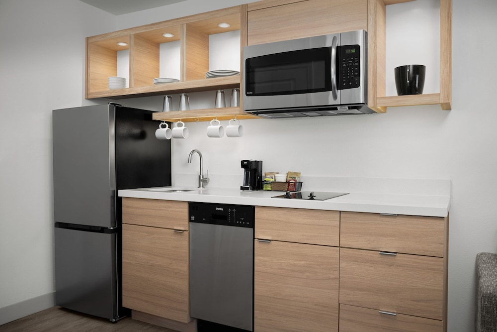 TownePlace Suites by Marriott Birmingham South - photo 16