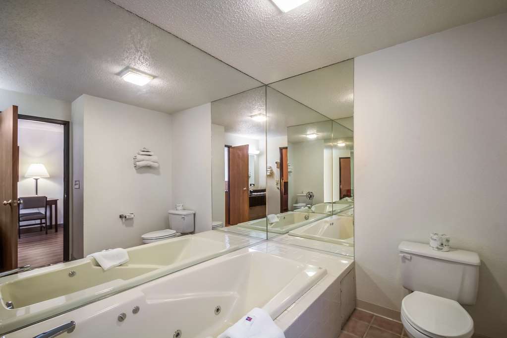 Motel 6 Saukville WI - photo 20