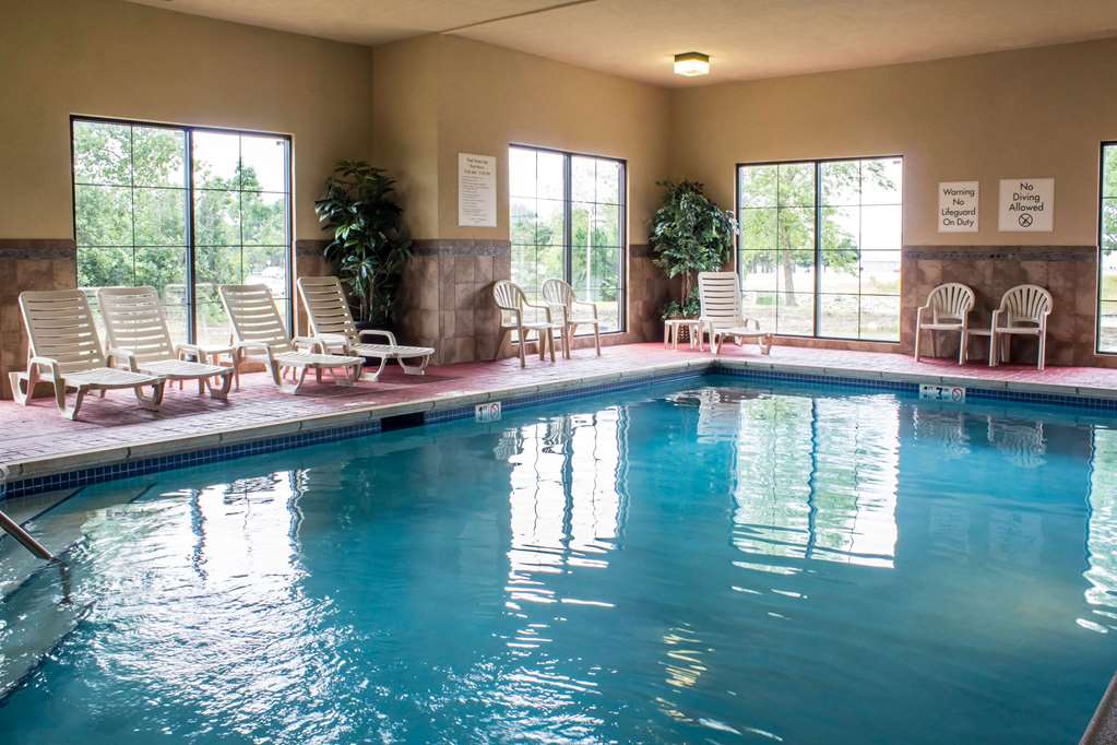 Econo Lodge Ankeny Des Moines - photo 17