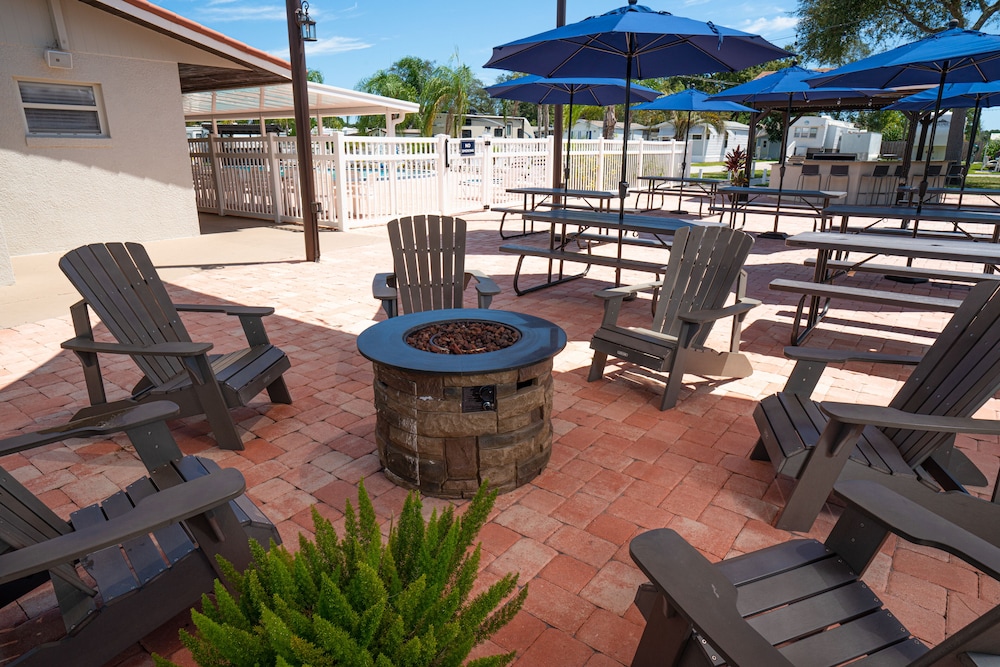 Sun Retreats Daytona Beach - photo 17