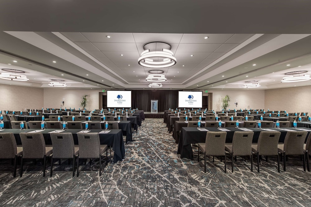 DoubleTree by Hilton Carson - photo 70