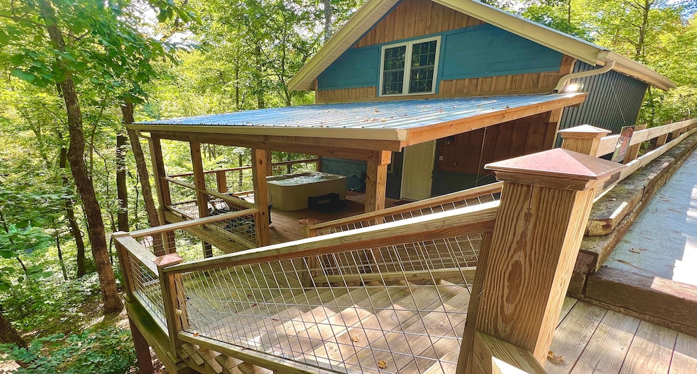 Bigfoots Hideaway in Gatlinburg, United States