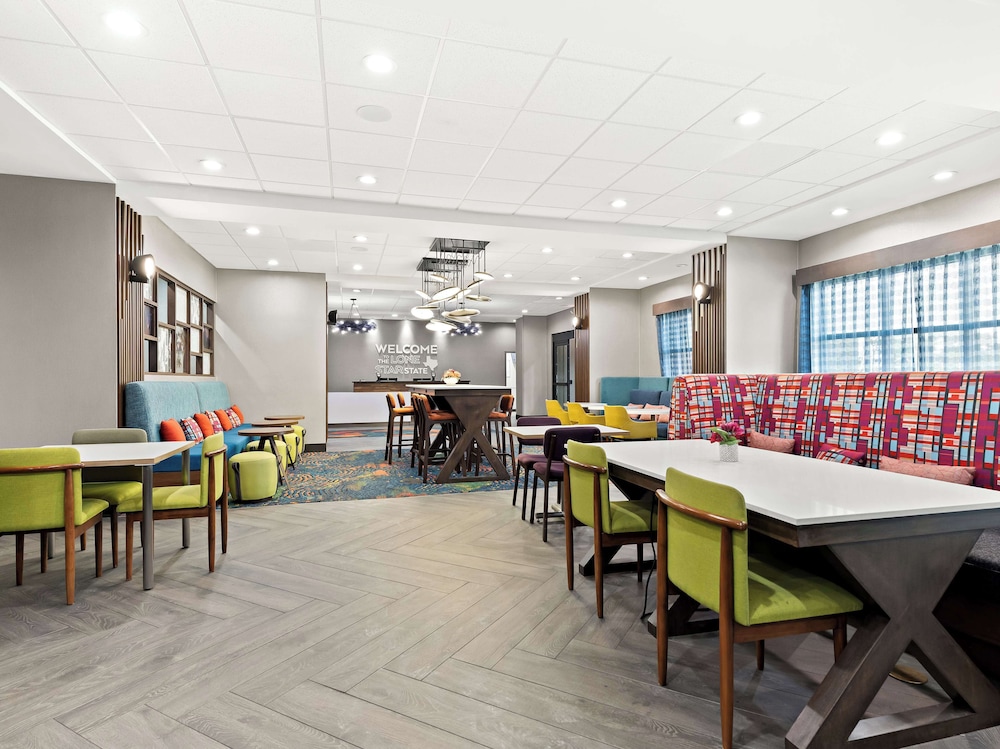 Hampton Inn Longview - photo 31