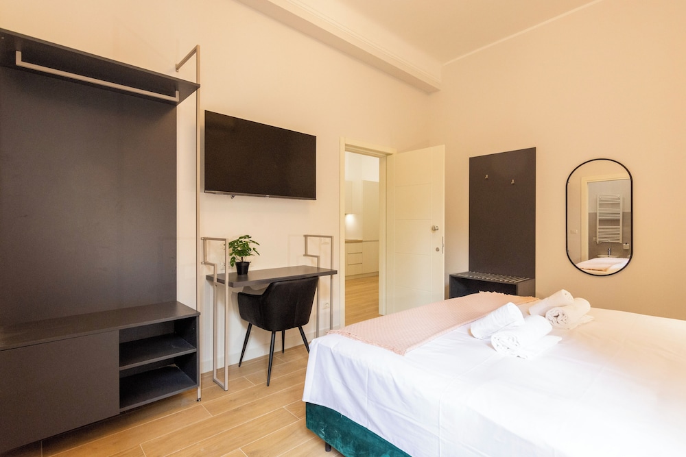 Italianflat Navigli Suite — 4-Star Luxury Hotel in Milan, Italy
