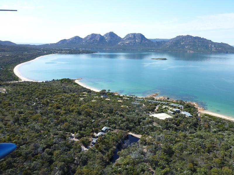 Edge of the Bay Resort in Coles Bay, Australia