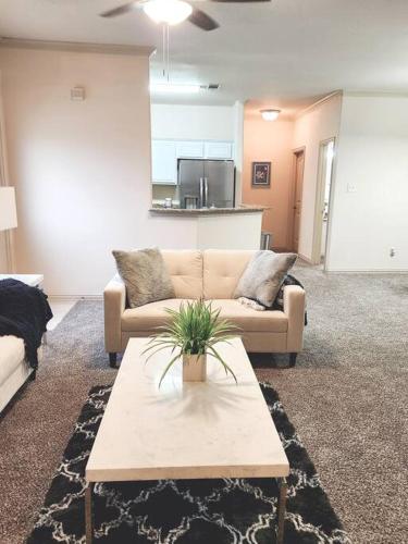 Townhouse near AT&T stadium Six Flags & Epic Waterpark — 4-Star Luxury Hotel in Grand Prairie, United States