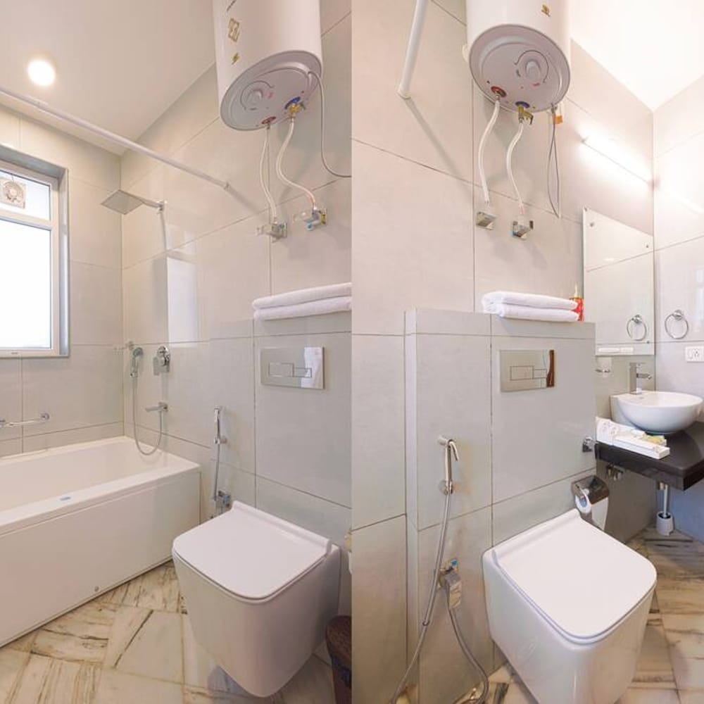 City Oasis w Bathtub n Balcony