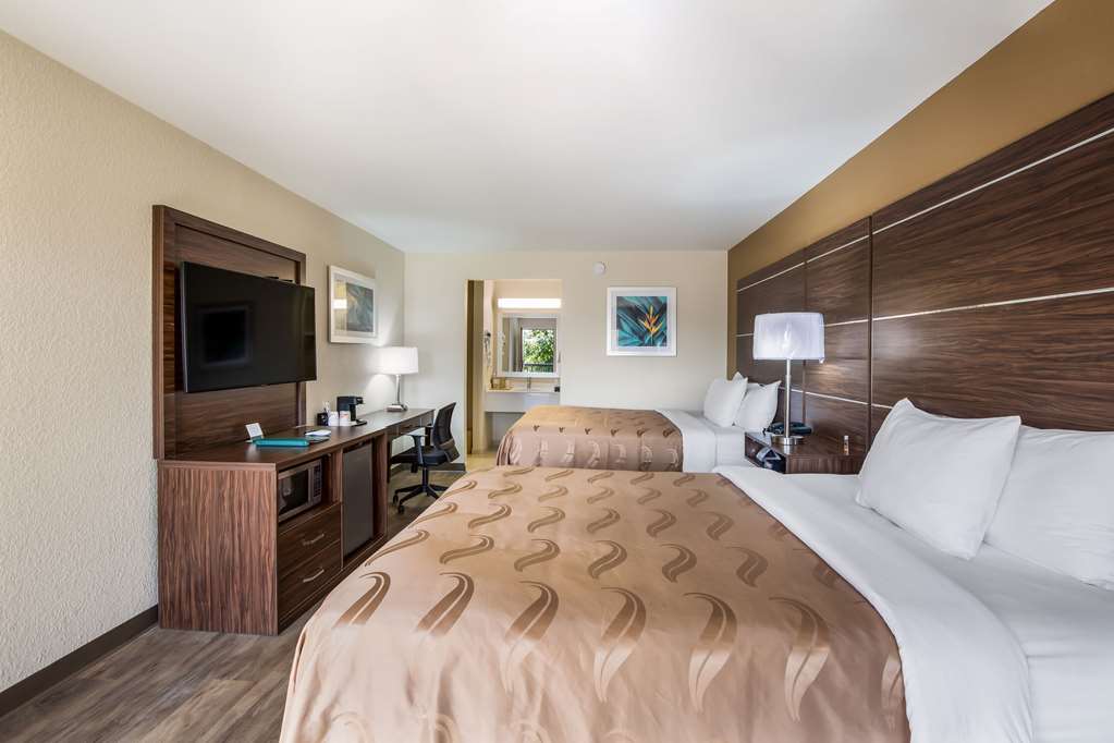 Quality Inn & Suites Suffolk West - photo 19