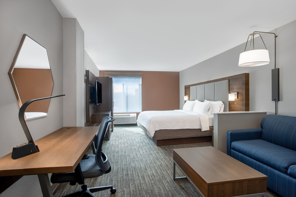 Holiday Inn Express Hotel & Suites Clinton by IHG - photo 15