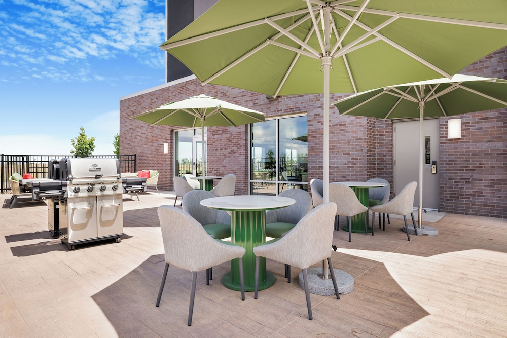 Home2 Suites by Hilton Madison East - photo 27