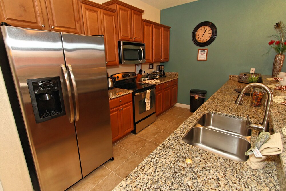 Paradise Palms Resort by VHC Hospitality - photo 44