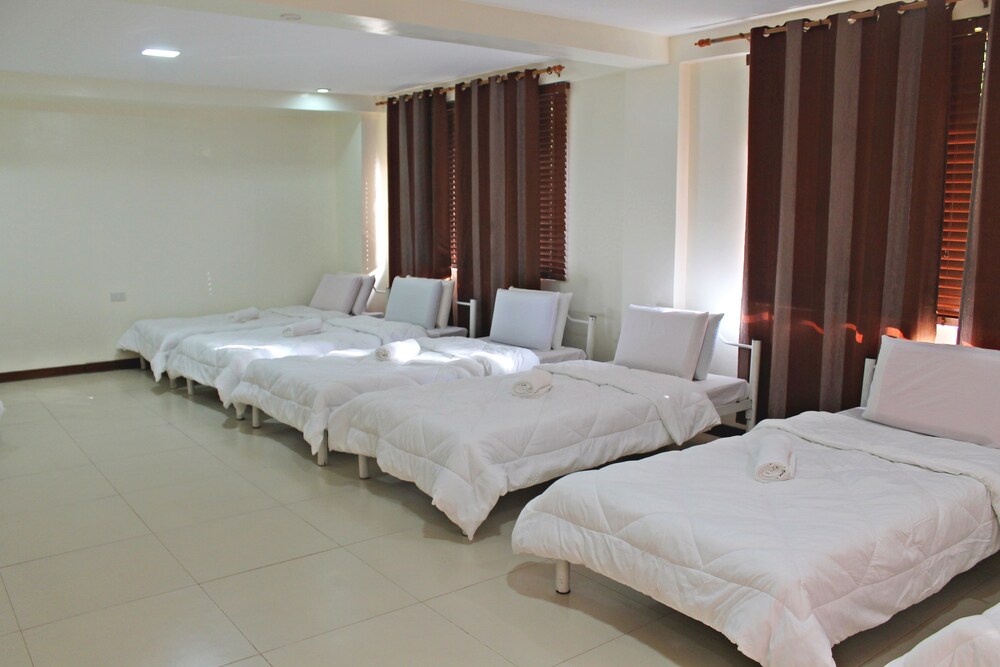Shalom Hotel — Alfonso — photo 4