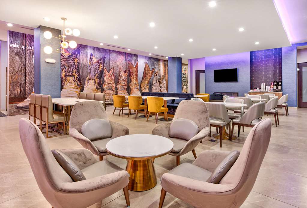 La Quinta Inn & Suites by Wyndham Terrell - photo 6
