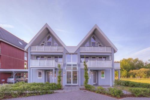 Gartendeck 532 — 4-Star Luxury Hotel in Rechlin, Germany