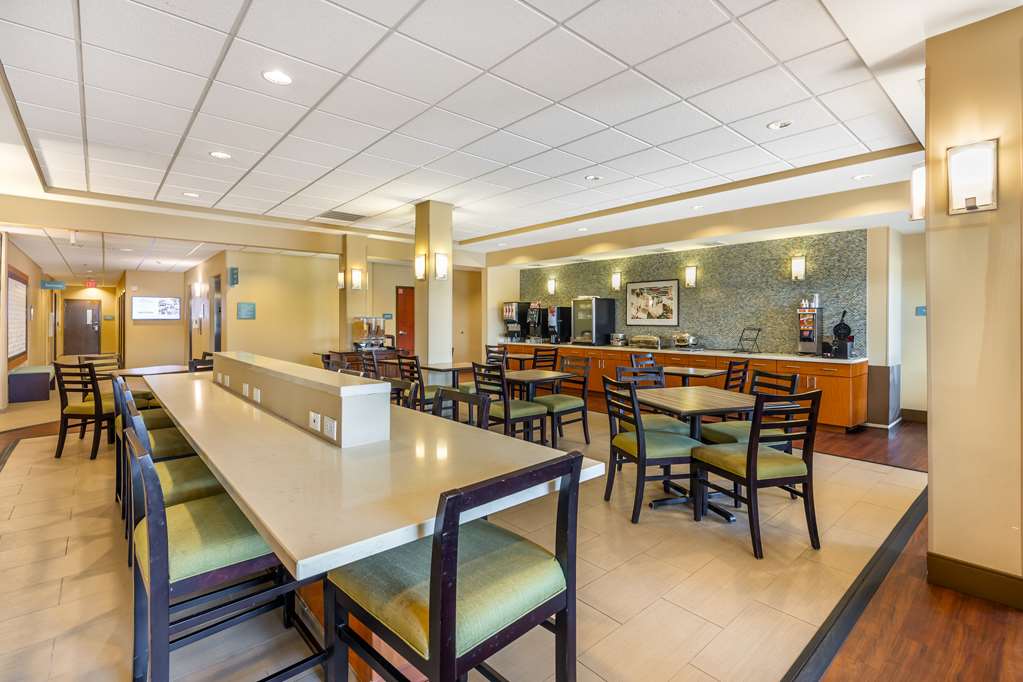Best Western Plus Tuscumbia Muscle Shoals Hotel and Suites - photo 46