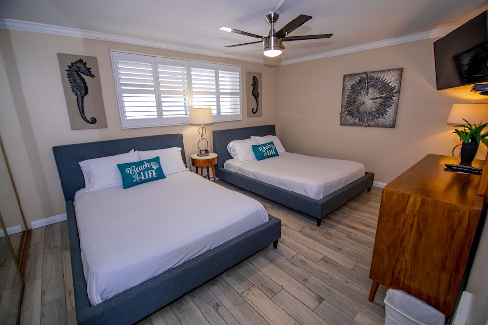 Capri Beach Accommodations - photo 19